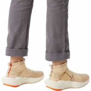 Sorel Explorer Defy Mid Shoe size 11